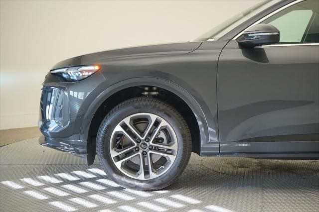 Thumbnail: 2025 Audi Q5 - 2