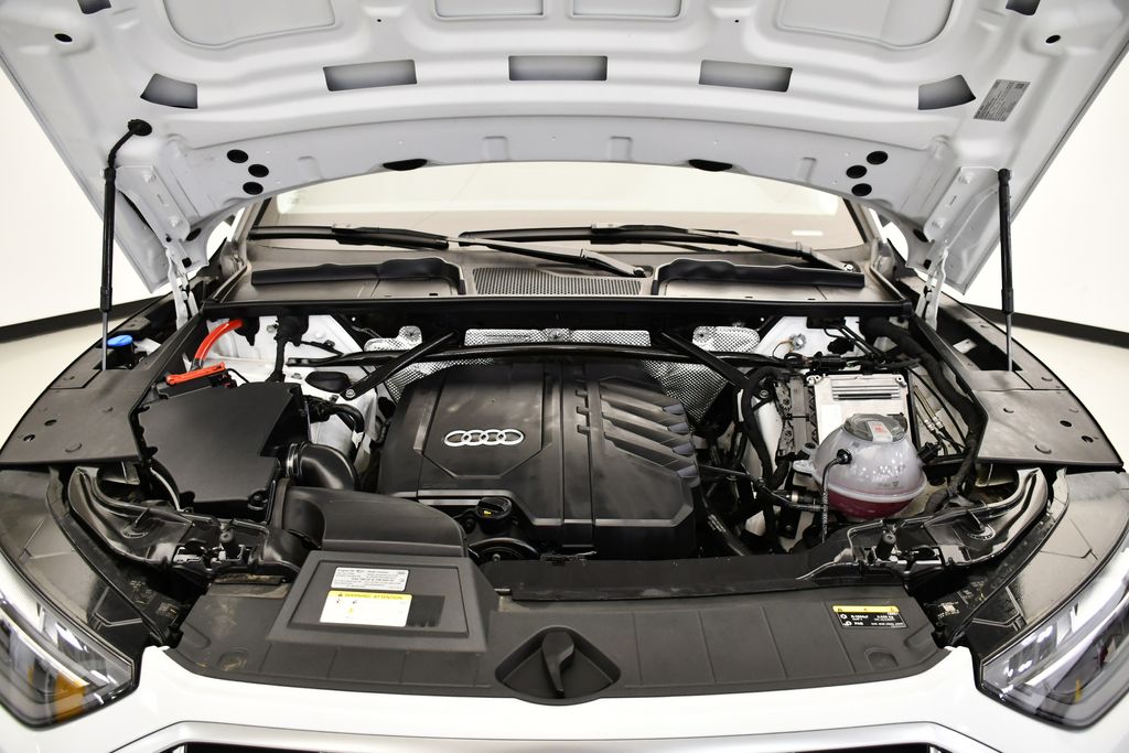 Thumbnail: 2024 Audi Q5 - 11