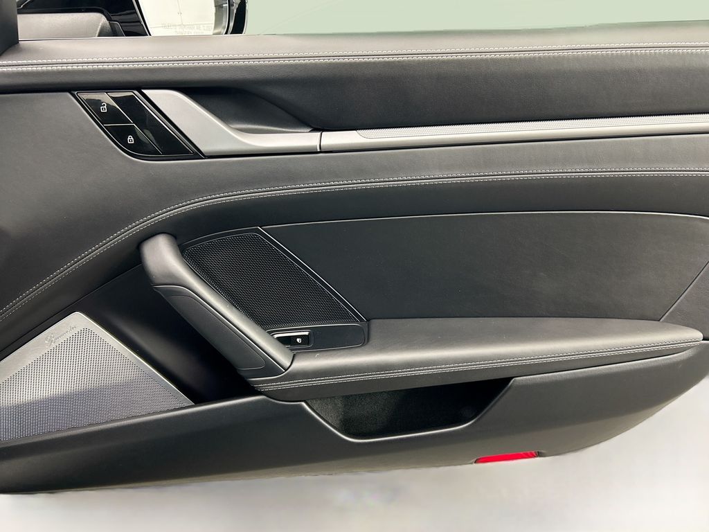 Thumbnail: 2021 Porsche 911 - 24