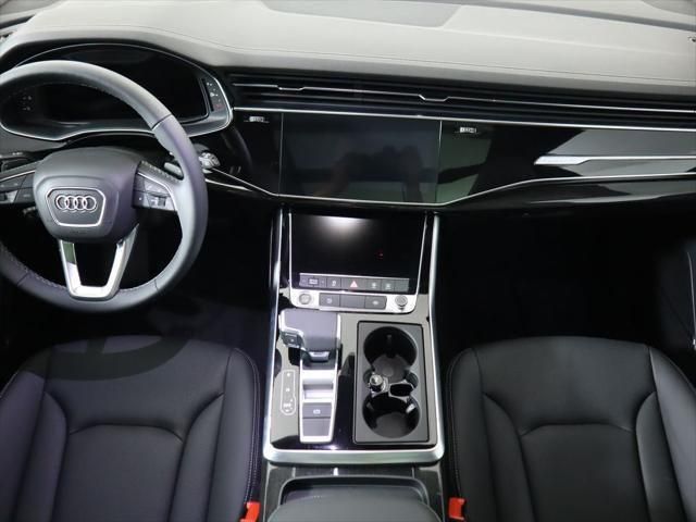 Thumbnail: 2025 Audi Q8 - 13