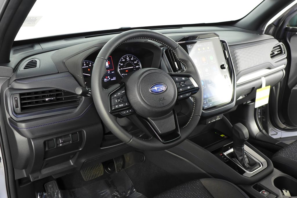 2025 Subaru Forester Premium 29