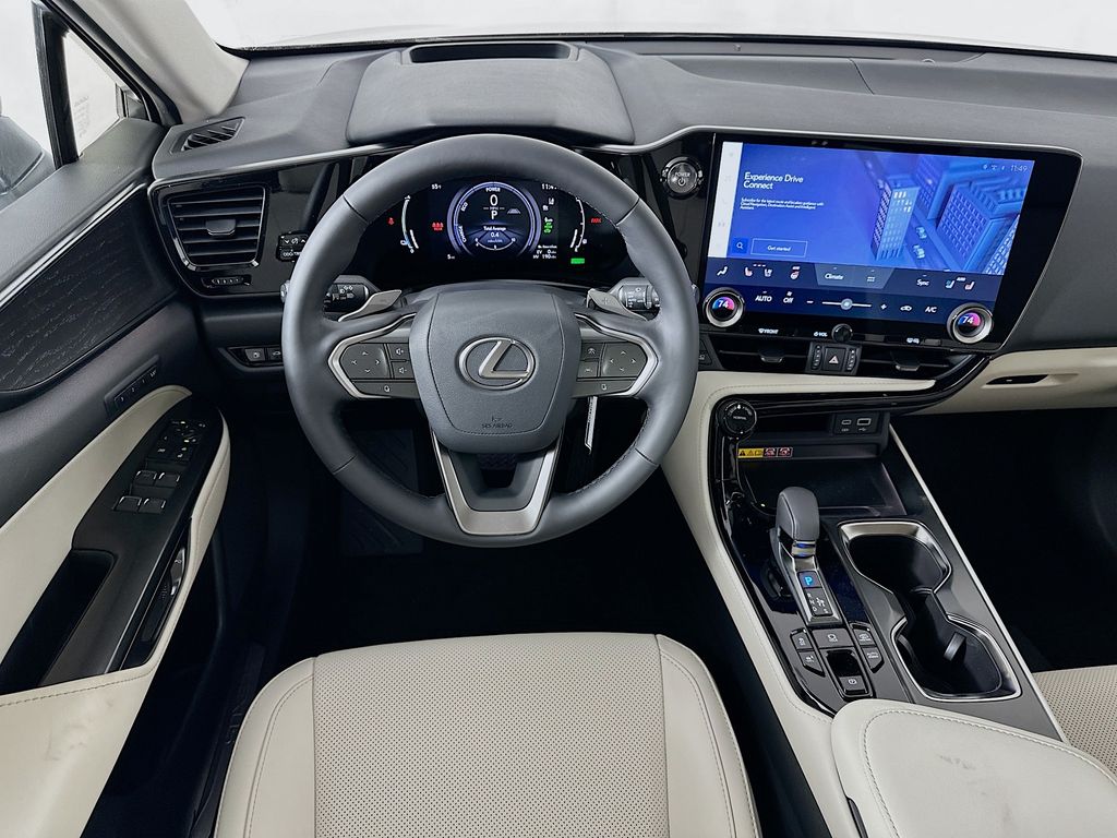 2025 Lexus NX Hybrid 450h+ 19