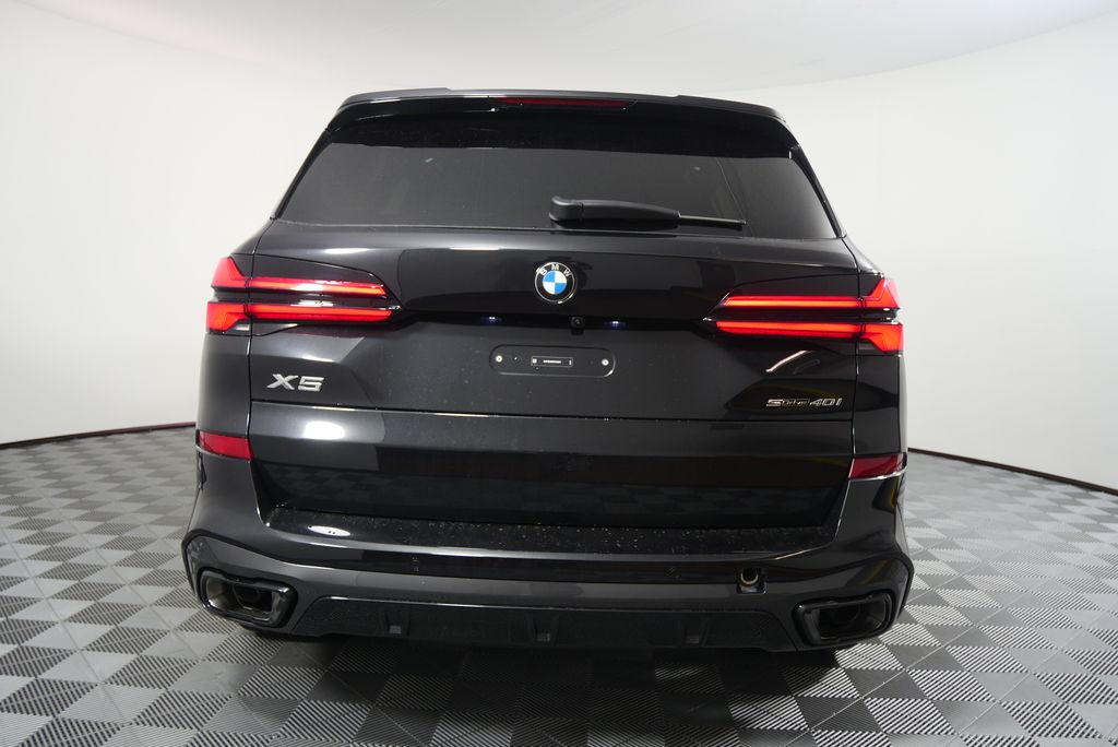 Thumbnail: 2026 BMW X5 - 4