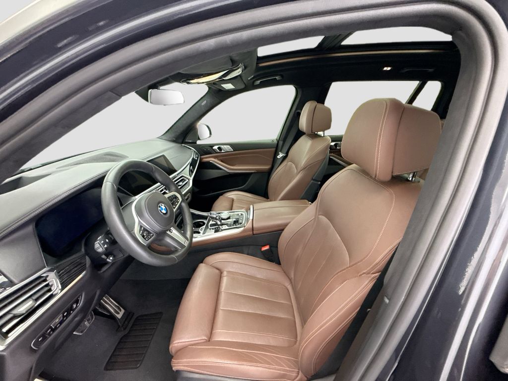 Thumbnail: 2019 BMW X7 - 18