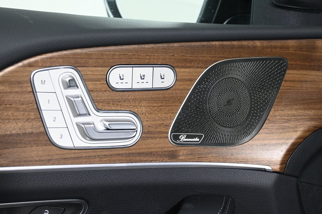 Thumbnail: 2026 Mercedes-Benz GLE - 25