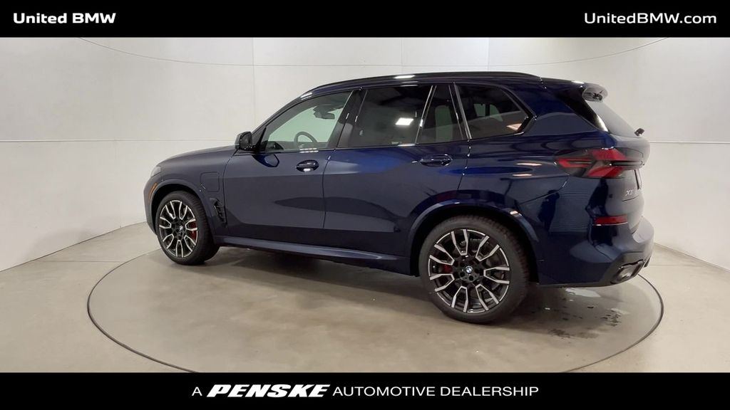 2026 BMW X5 xDrive50e 6