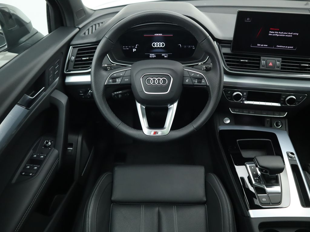 2024 Audi Q5 e Premium 10