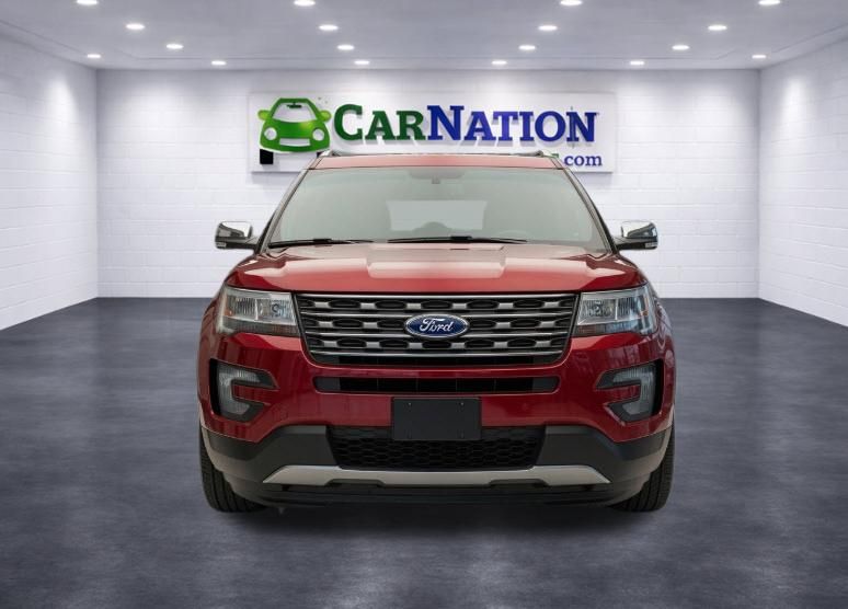2016 Ford Explorer XLT - Image 2