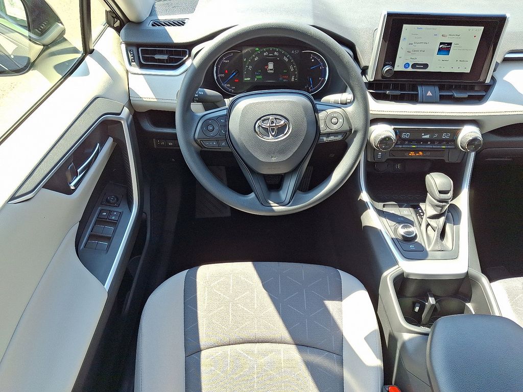 Thumbnail: 2025 Toyota RAV4 - 7
