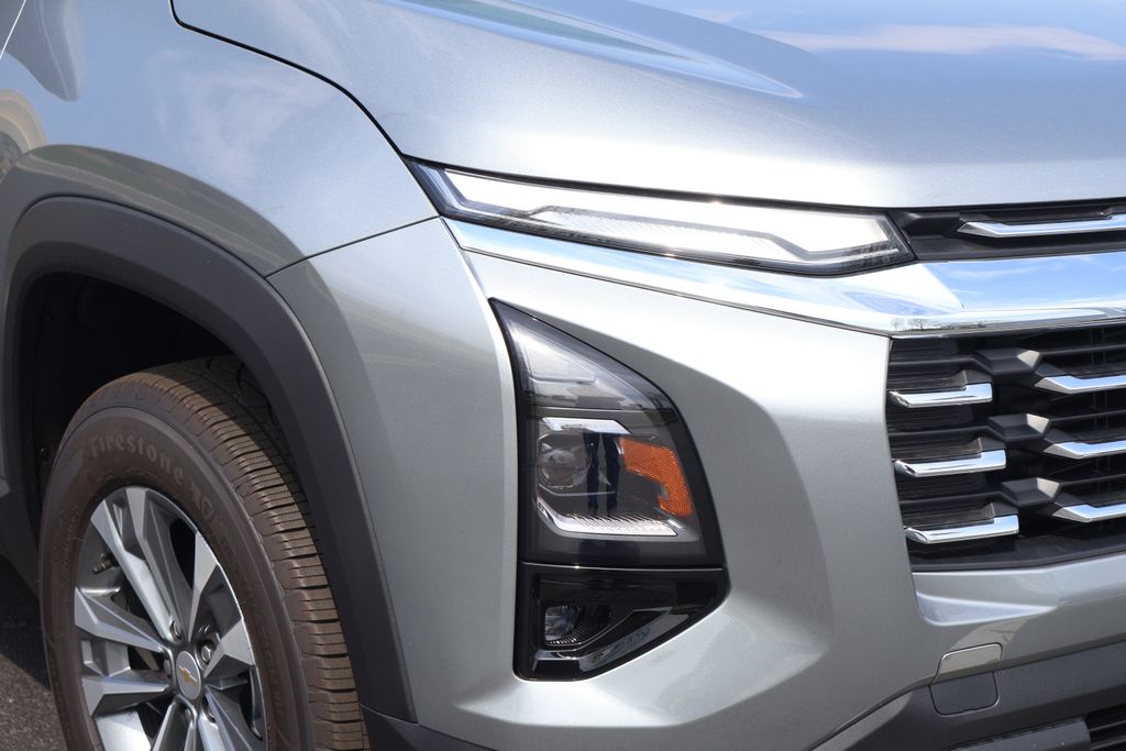 Thumbnail: 2026 Chevrolet Equinox - 3