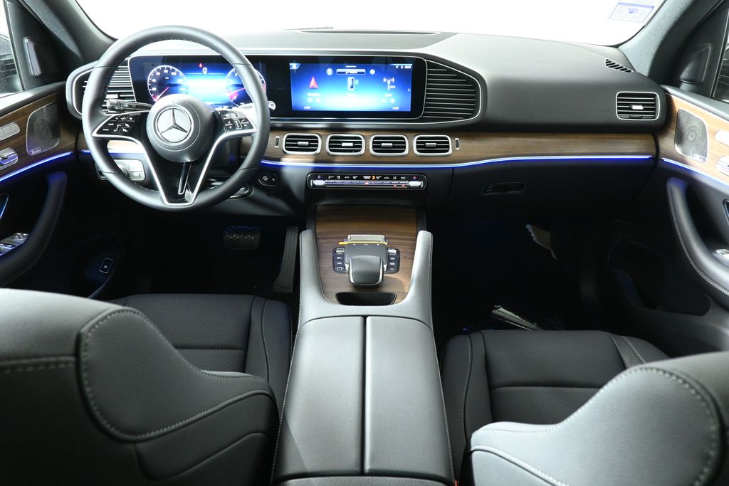 Thumbnail: 2026 Mercedes-Benz GLE - 4