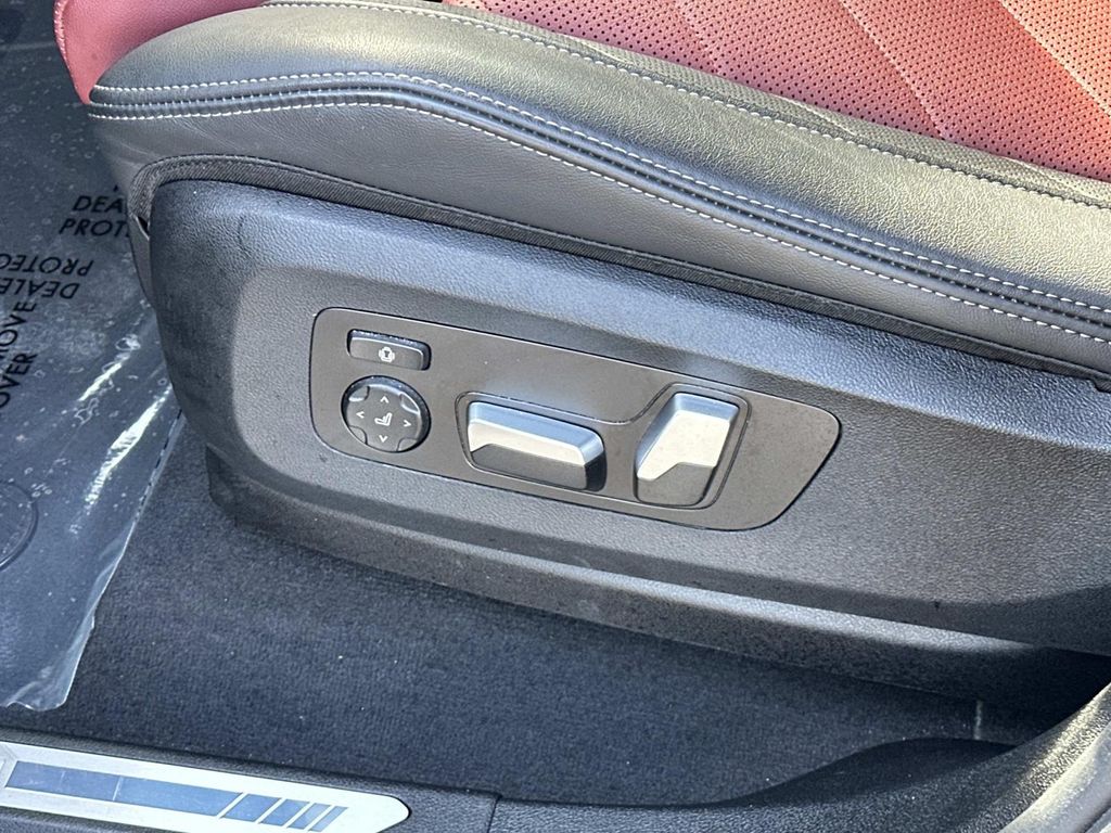 Thumbnail: 2024 BMW X6 - 30