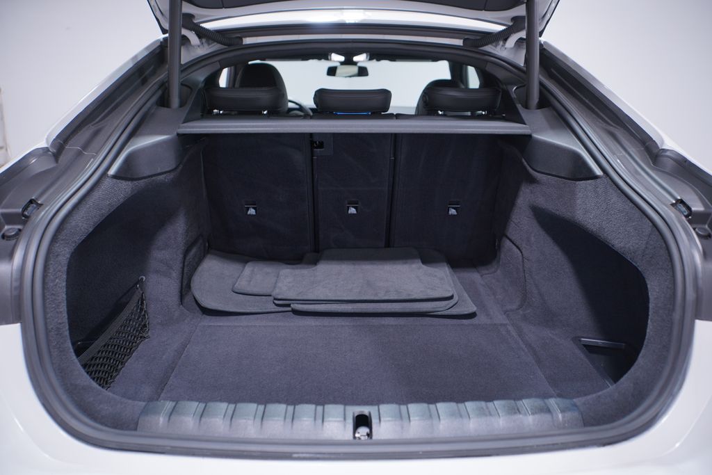 Thumbnail: 2023 BMW i4 - 23