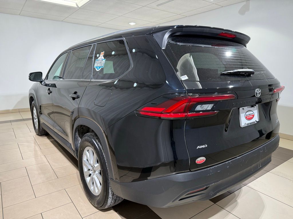 Thumbnail: 2025 Toyota Grand Highlander - 3