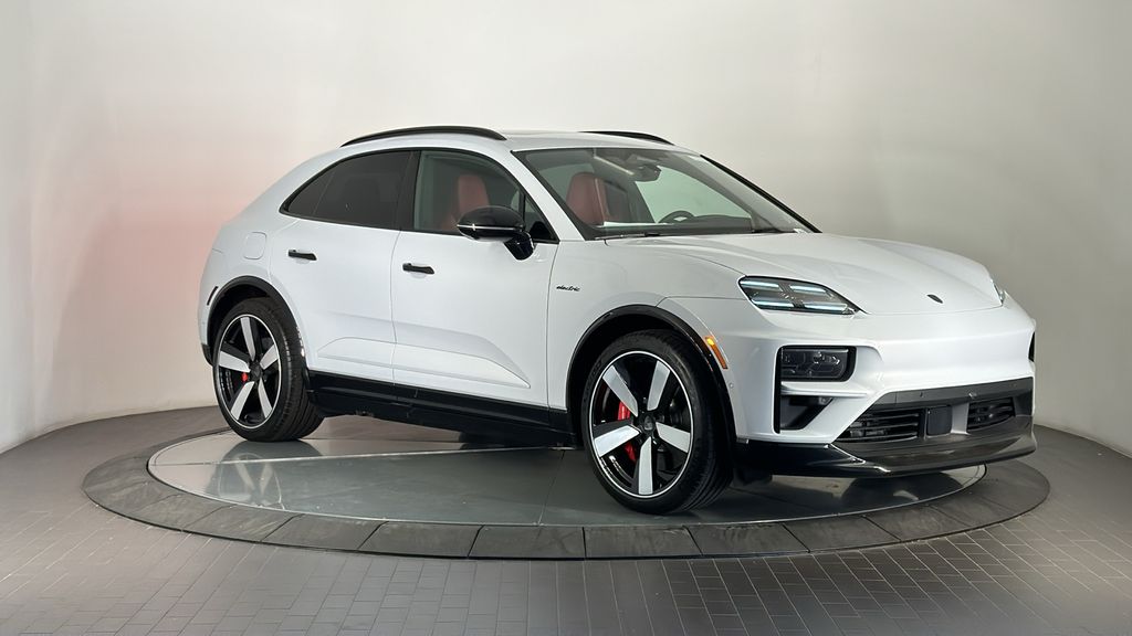 Thumbnail: 2025 Porsche Macan - 9
