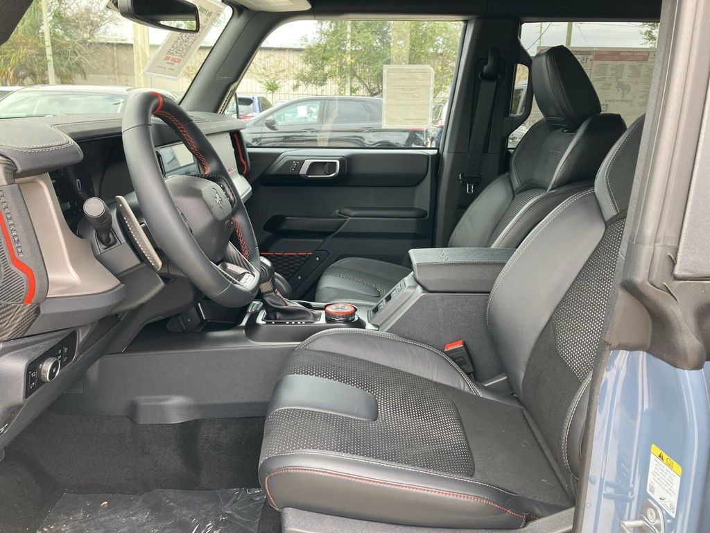 2023 Ford Bronco Raptor photo 17