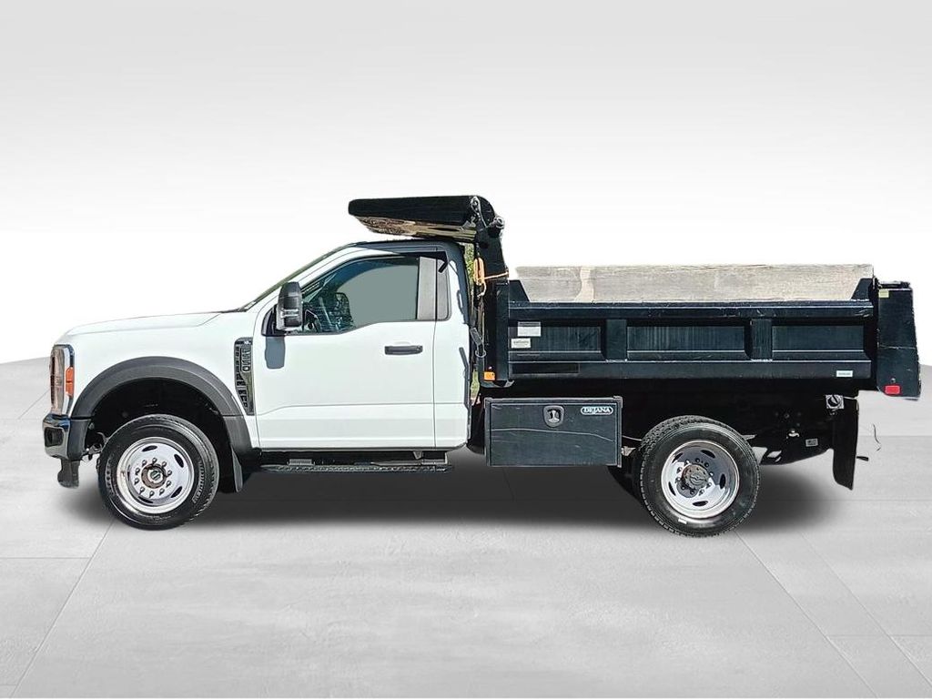 2023 Ford F-550 Chassis XL