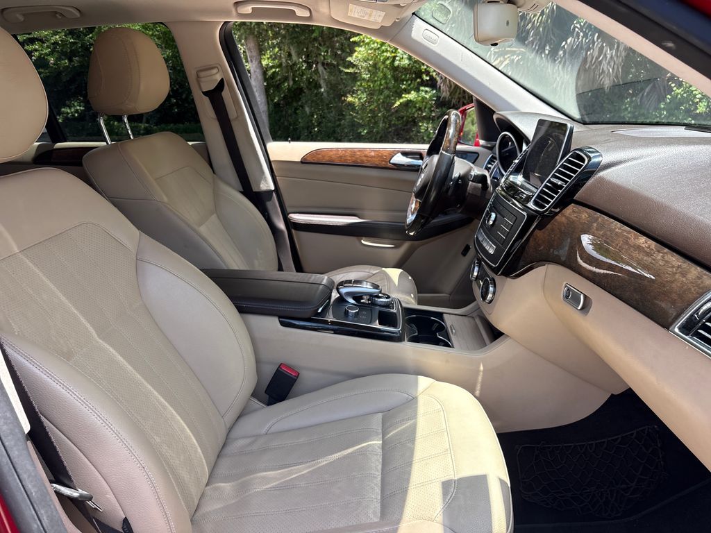 Used 2016  Mercedes-Benz GLE 350 image 29