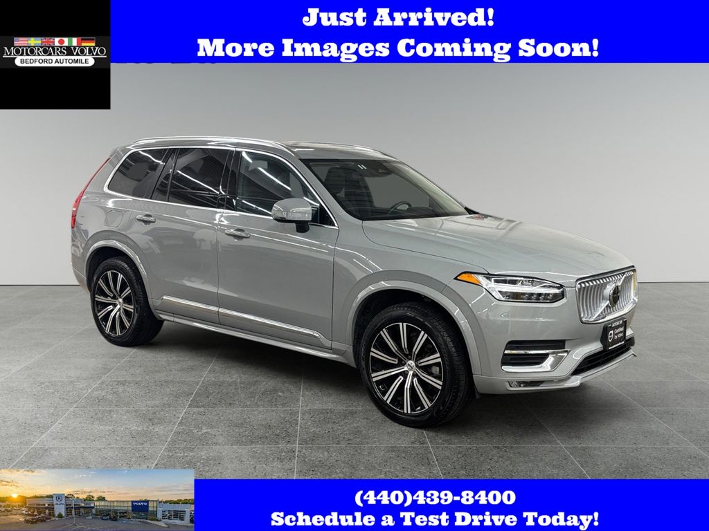 2025 Volvo XC90 B5 Core Bright Theme AWD