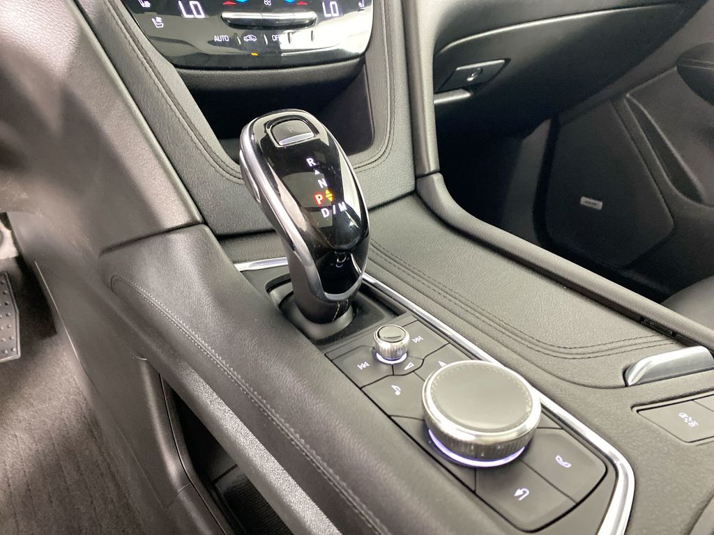 2020 Cadillac XT6 Premium Luxury photo