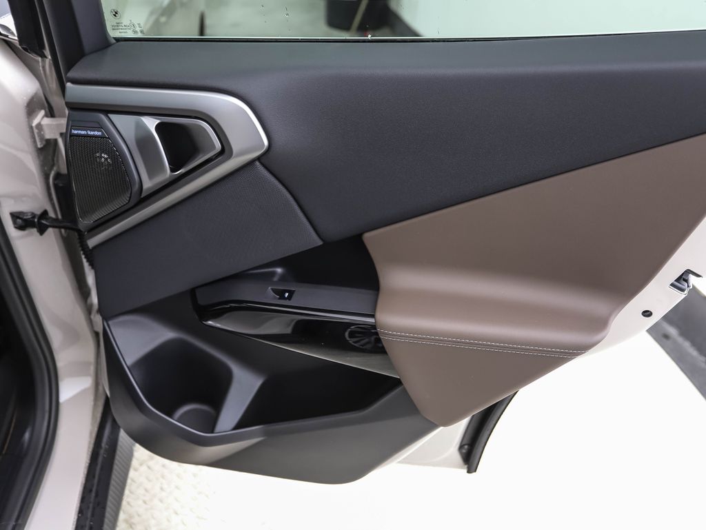 Thumbnail: 2026 BMW X3 - 24