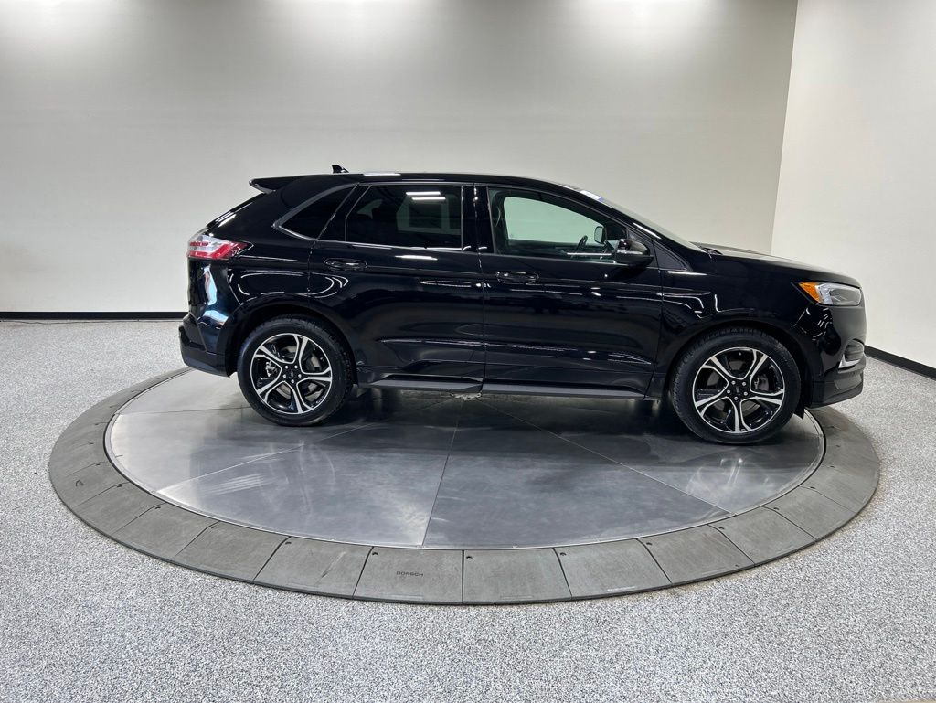 used 2019 Ford Edge car, priced at $19,332