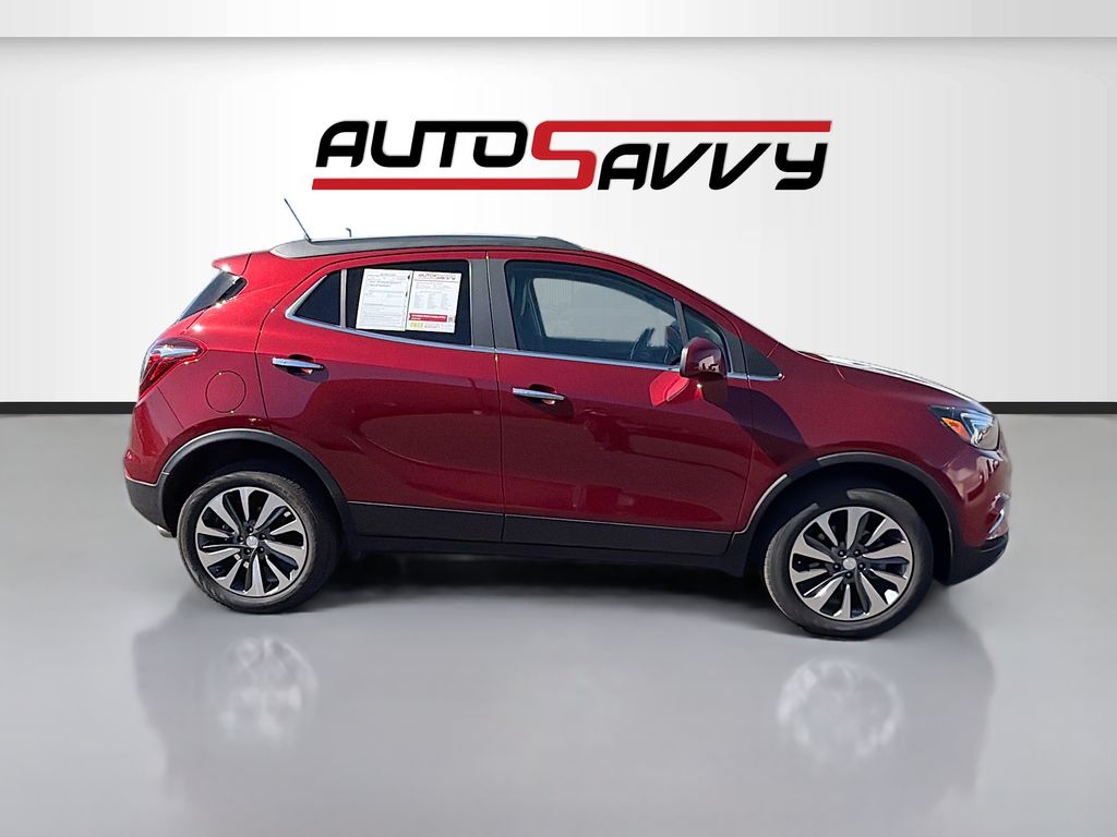 Used 2022 Red Buick Preferred image 8