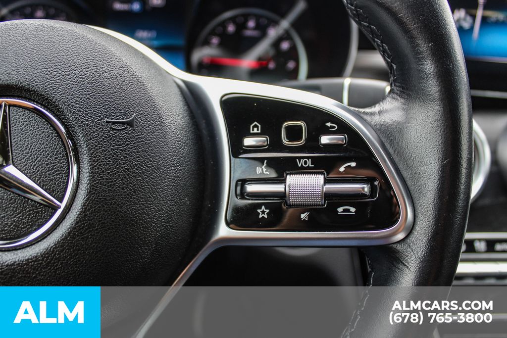 Used 2019 White Mercedes-Benz C 300 image 27