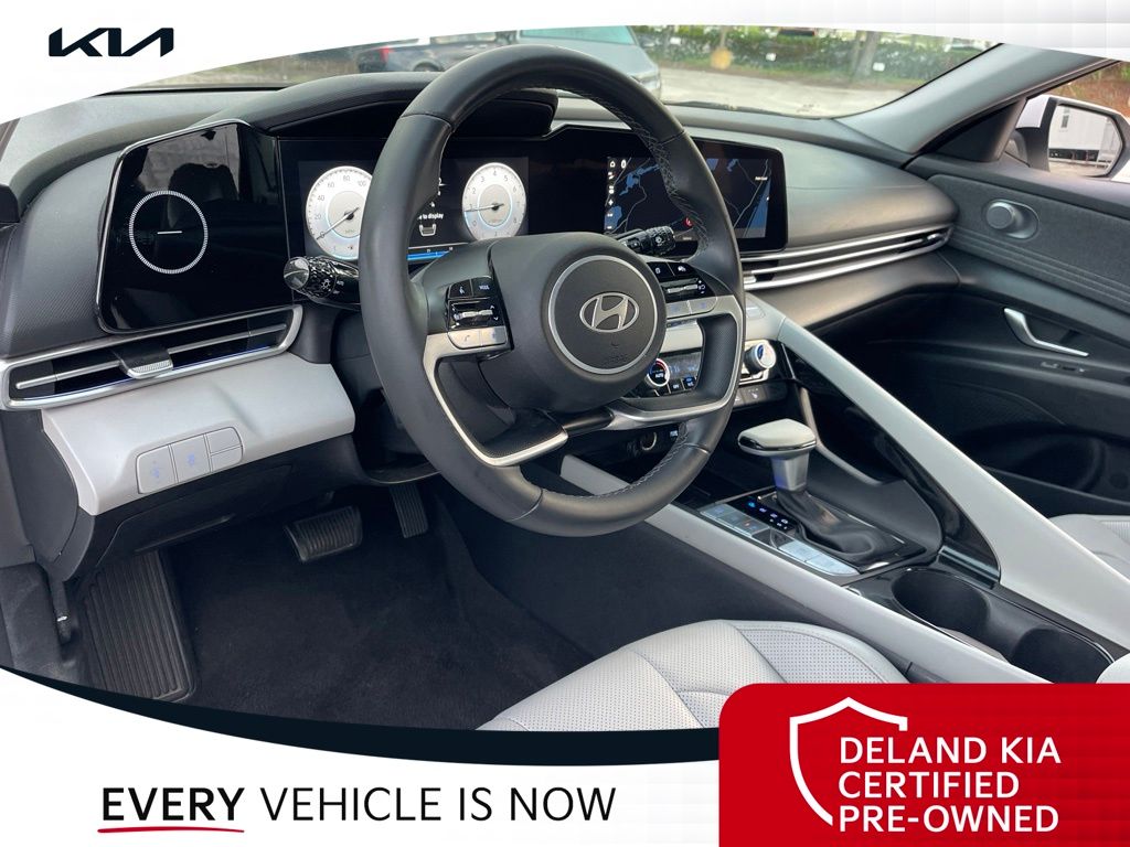 Used 2024 Hyundai Elantra Sedan