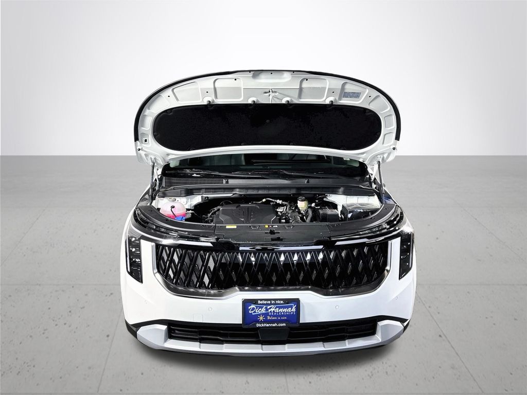 2027 Kia Carnival LXS