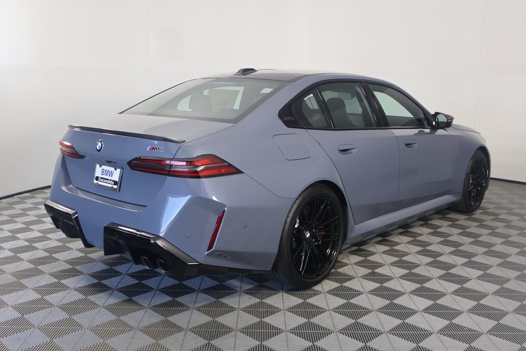 2026 BMW M5 Base 2
