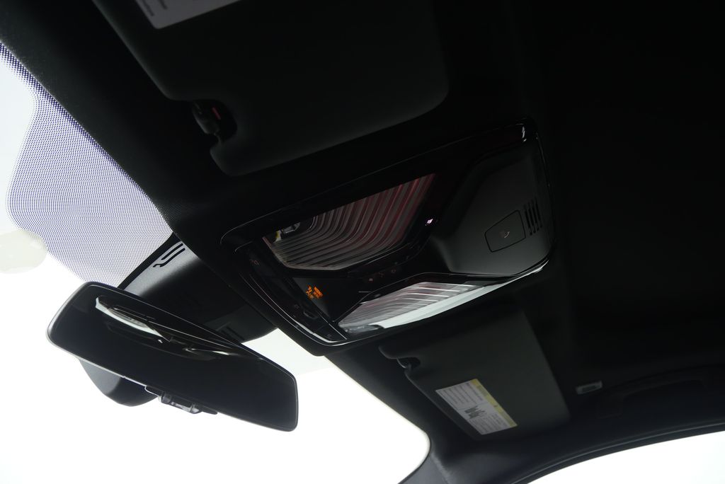 Thumbnail: 2026 BMW 3 Series - 19