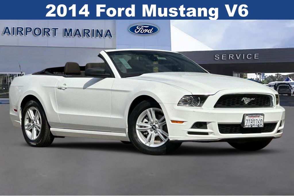 2014 Ford Mustang V6 2