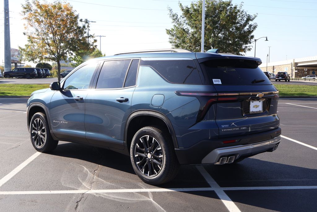 Thumbnail: 2026 Chevrolet Traverse - 5