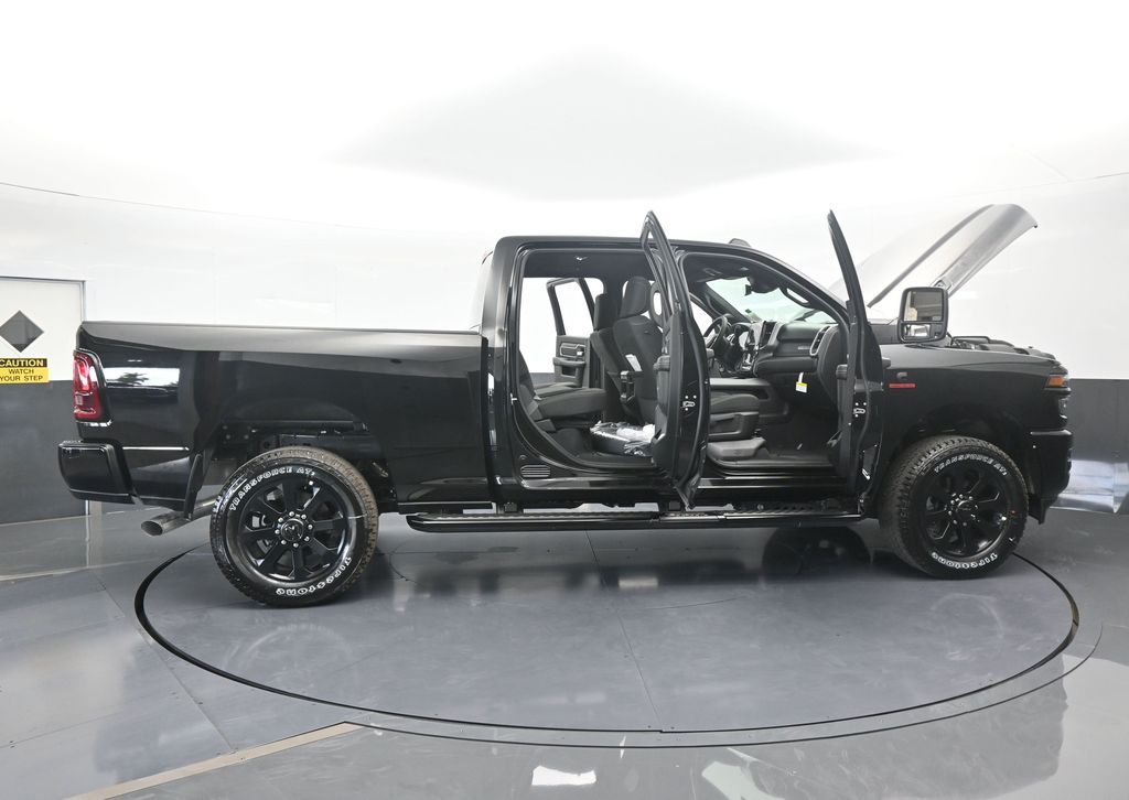 New 2026 Diamond Black Crystal Pearlcoat Ram Big Horn image 73