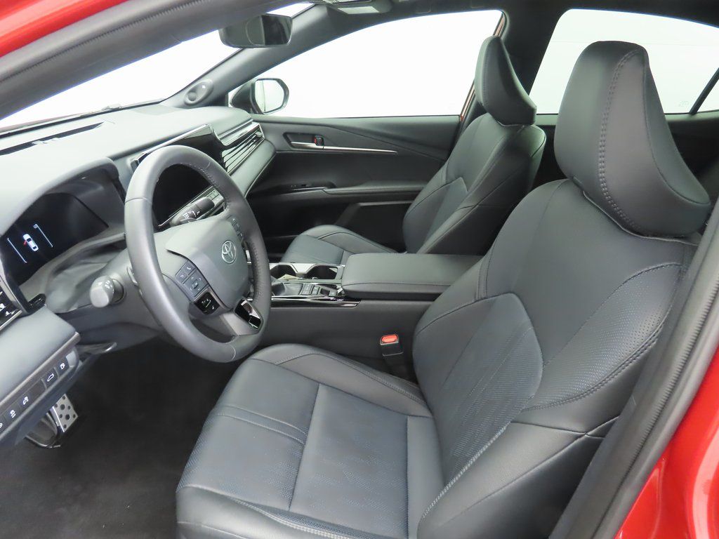 Thumbnail: 2025 Toyota Camry - 20