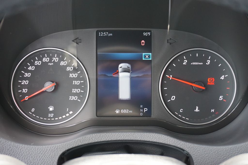 Thumbnail: 2025 Mercedes-Benz Sprinter - 31