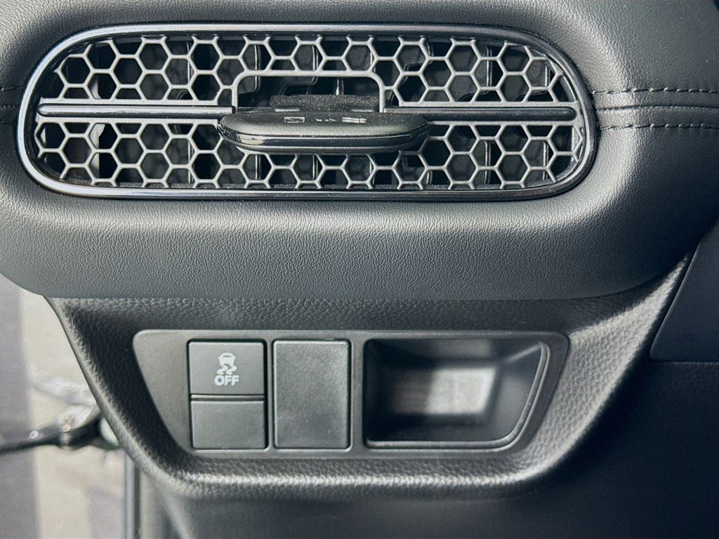 Used Car 2025 Honda Hr-v  Lx For Sale Under $25,000 In Austin, Texas