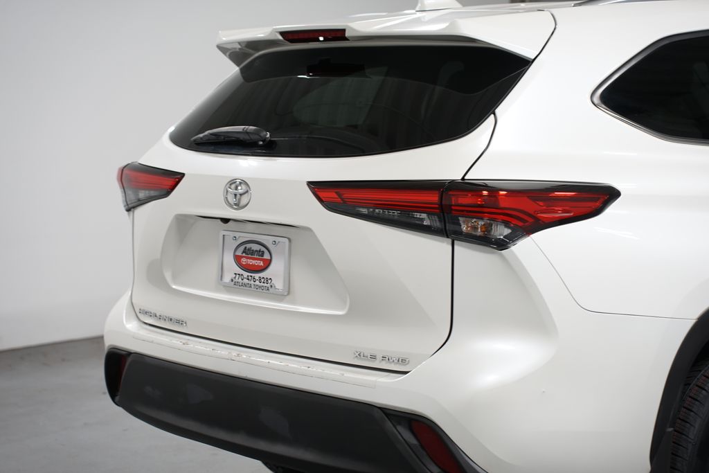 Thumbnail: 2020 Toyota Highlander - 9