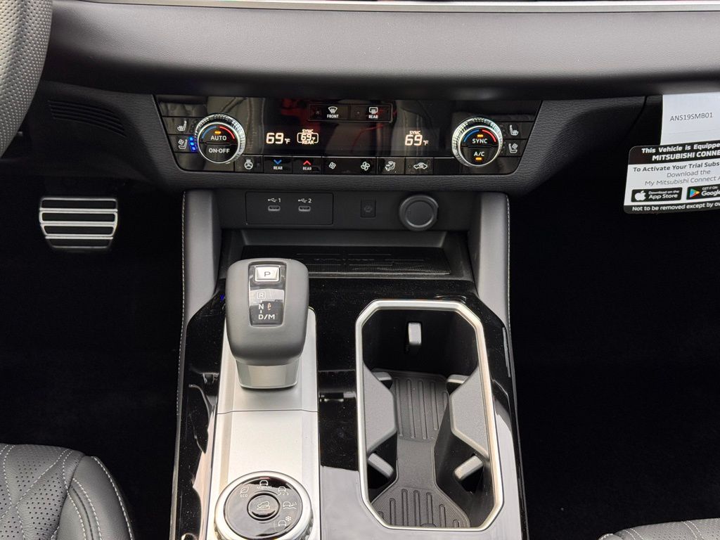 New 2026 Mitsubishi Outlander SUV