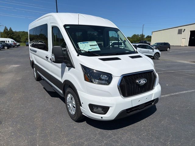Oxford White 2026 Ford Transit Passenger 350 XLT Medium Roof LB RWD Van Rear-Wheel Drive 