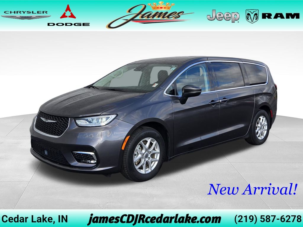 2023 Chrysler Pacifica Touring L FWD