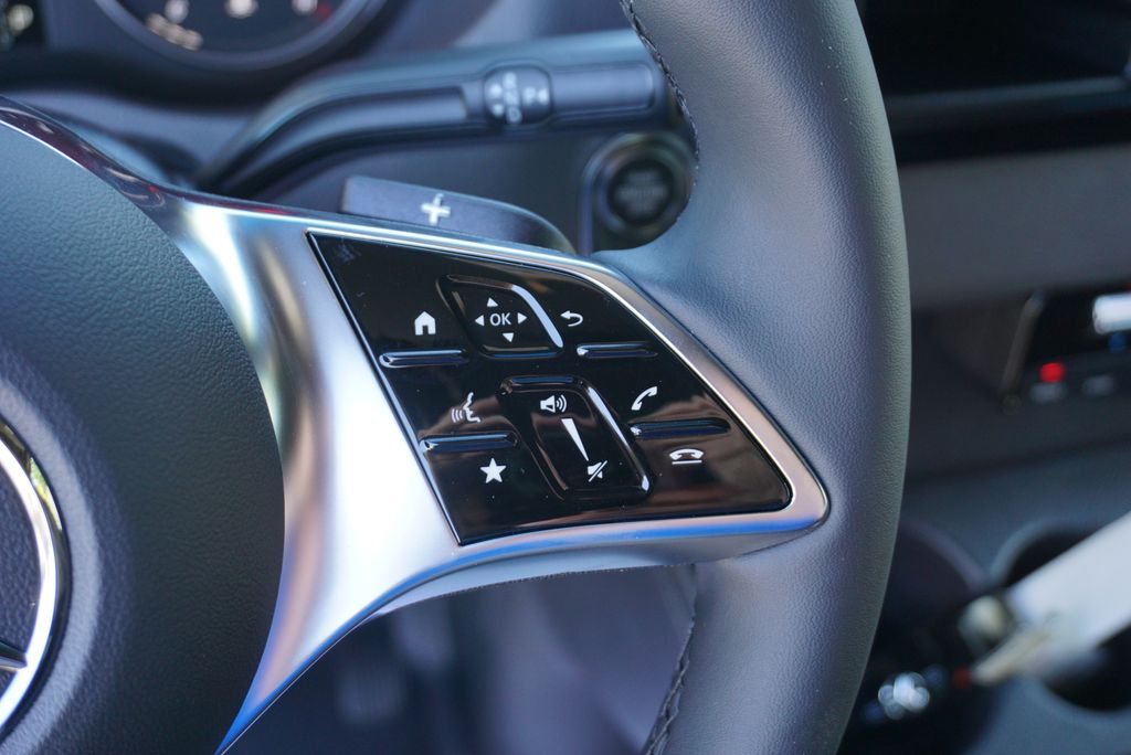 Thumbnail: 2025 Mercedes-Benz Sprinter - 32