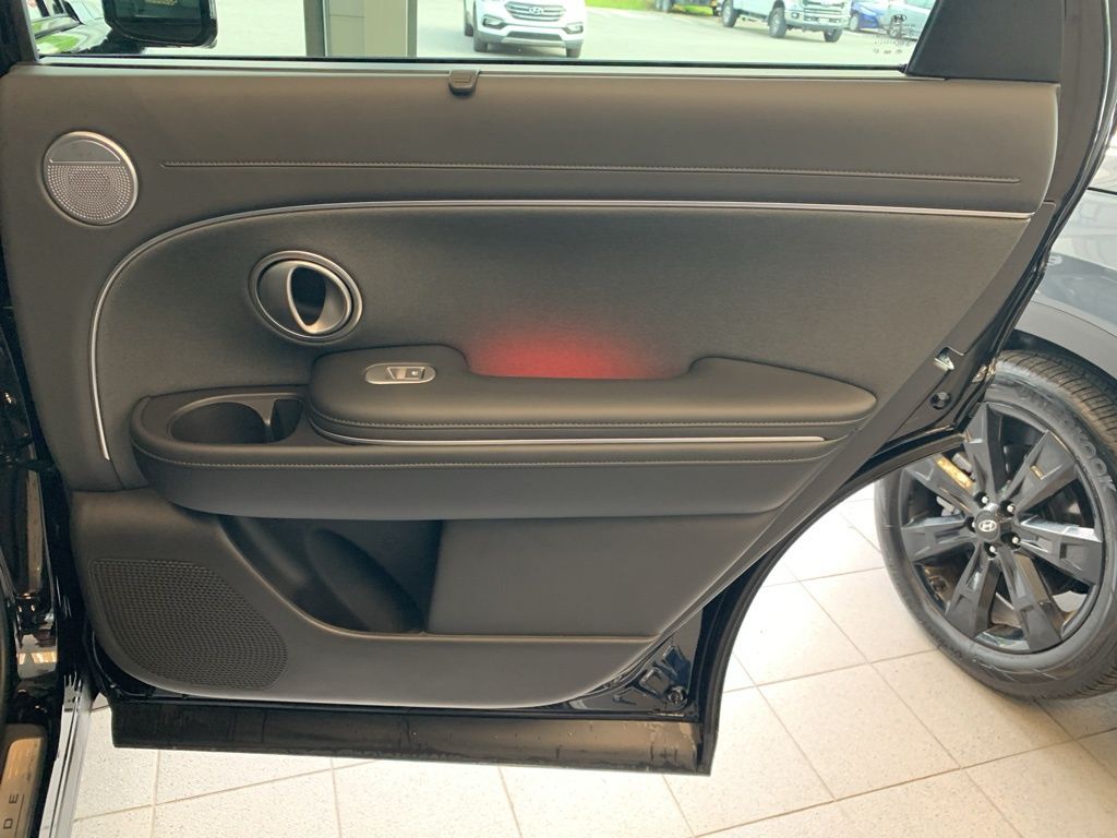 New 2026 Black Hyundai Calligraphy image 21