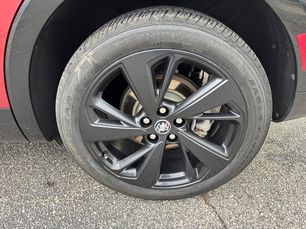 Used 2023 Buick Envision SUV