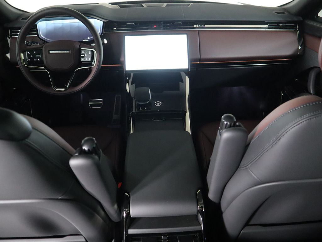 Thumbnail: 2025 Land Rover Range Rover Sport - 13