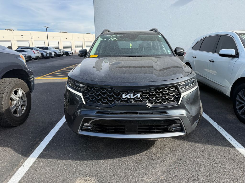 Thumbnail: 2022 Kia Sorento - 3