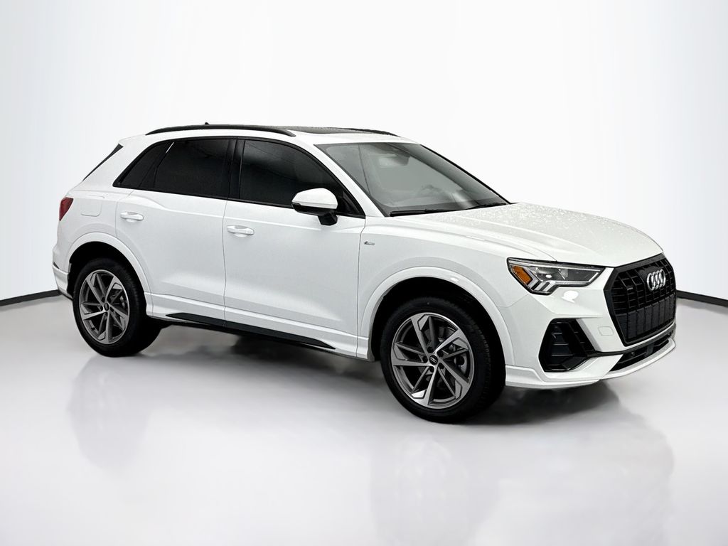 Thumbnail: 2025 Audi Q3 - 3