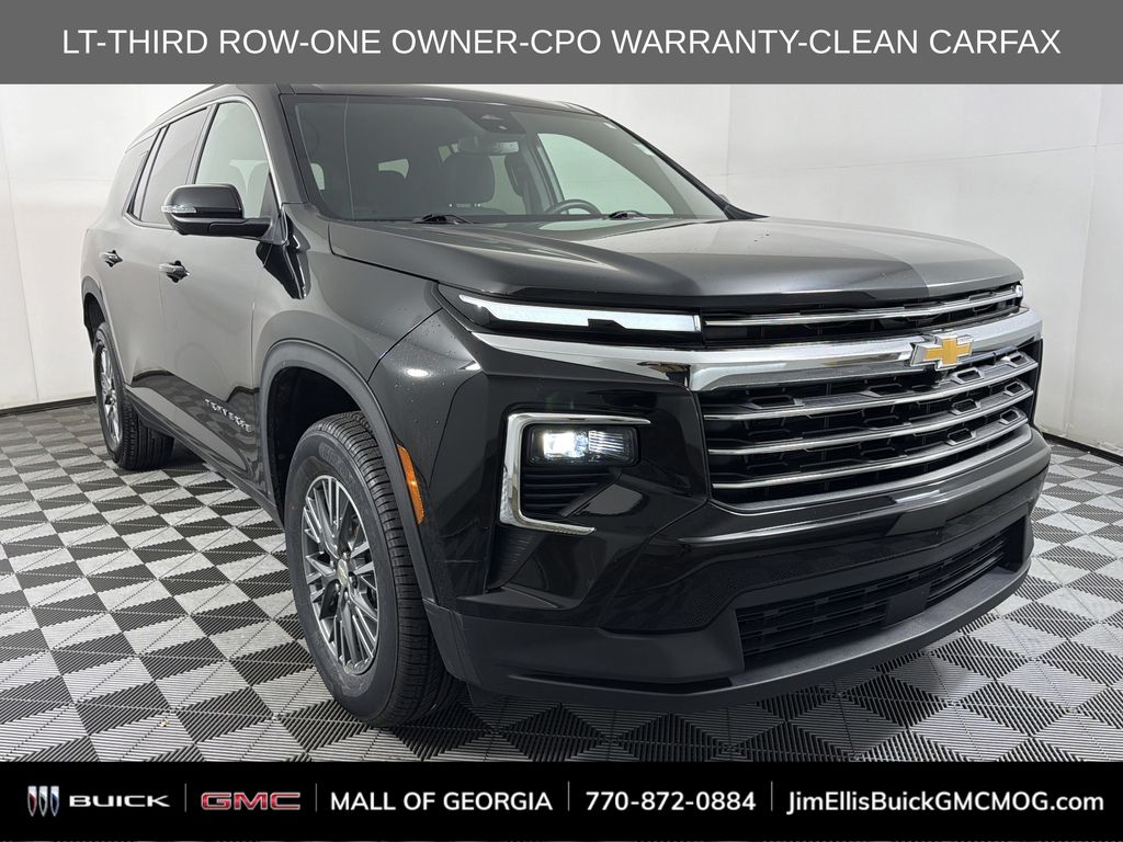 used 2024 Chevrolet Traverse car, priced at $31,900