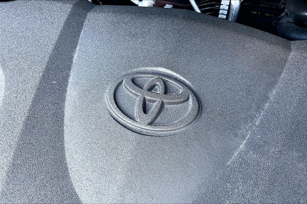 Used 2023 Toyota Sienna Van